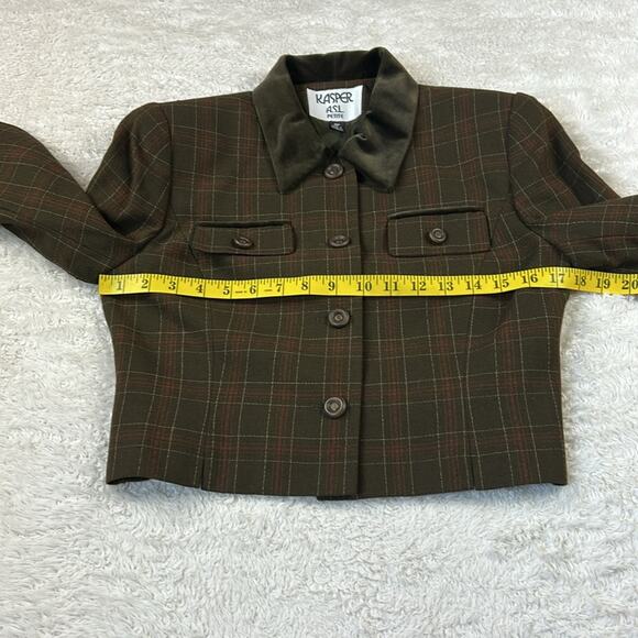 Y2K Kasper A.S.L. Petite two piece Green check and velvet collar skirt suit, 4P - Picture 5 of 12